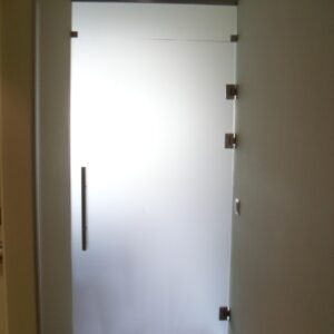 Puerta con montante